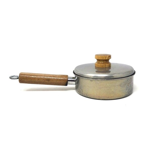 Mirro 2 Qt & 1 Qt Sauce Pan Vintage USA Non-Stick Aluminum Wooden Handle w/ Lids - Picture 4 of 16